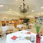 Sankt Leonhard - Dein Wohlfuehlort Zum Loslassen Und Kraftschoepfen Hotel 3*