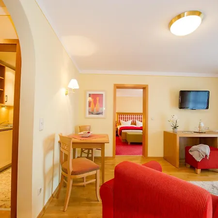 Sankt Leonhard - Dein Wohlfuehlort Zum Loslassen Und Kraftschoepfen Hotel 3*
