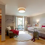 Otel Sankt Leonhard - Dein Wohlfuehlort Zum Loslassen Und Kraftschoepfen