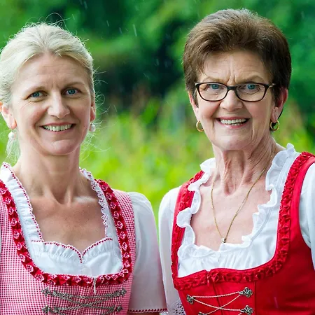 Hotel Sankt Leonhard - Dein Wohlfuehlort Zum Loslassen Und Kraftschoepfen Bad Birnbach