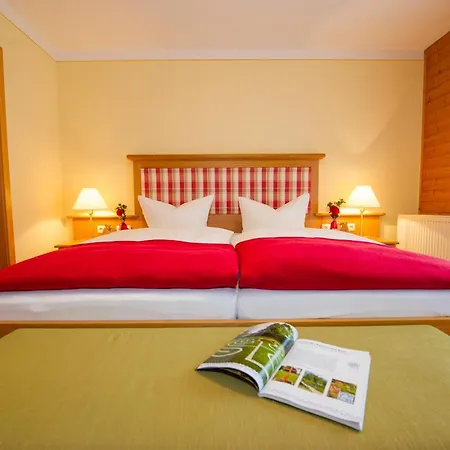 Hotel Sankt Leonhard - Dein Wohlfuehlort Zum Loslassen Und Kraftschoepfen 3*