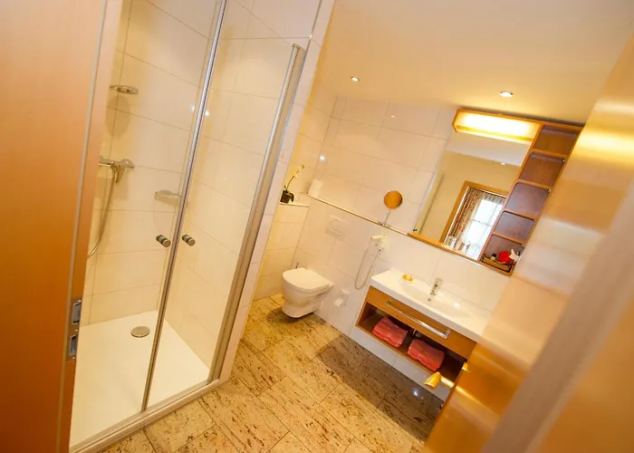 Hotel Sankt Leonhard - Dein Wohlfuehlort Zum Loslassen Und Kraftschoepfen 3*